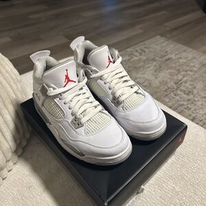Air Jordan 4 Retro White Oreo